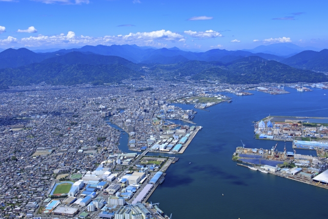 静岡県南部に位置する御前崎市にある生かつおの水揚げで有名な御前崎港