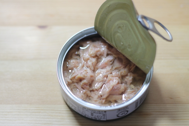 カツオが原料のツナ缶